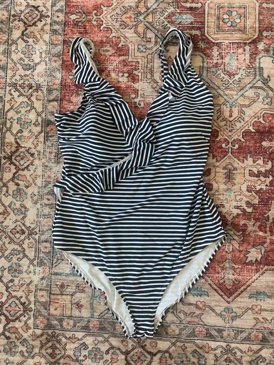 Nip Tuck Other - Nip Tuck Swim Multi-Fit Cup Striped Bikini Top - Navy & White